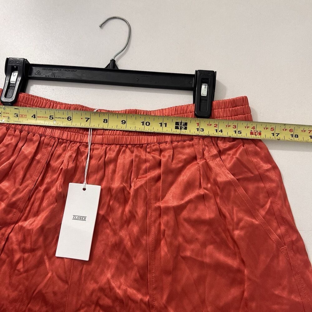 Closed Shorts Women’s Large‎ Satin Coral Vacation Comfort Pull On - Picture 5 of 6